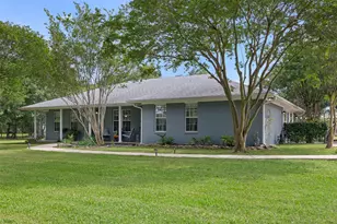 10462 Woodview Dr, Bryan, TX 77845 - Photo 4