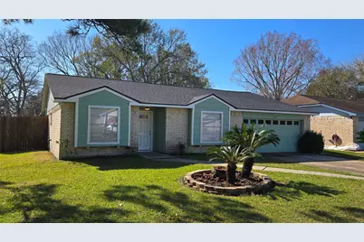 6125 Brookdale Drive, League City, TX 77573 - Photo 1