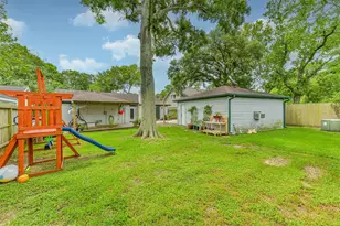 731 Reseda Dr, Houston, TX 77062 - Photo 6