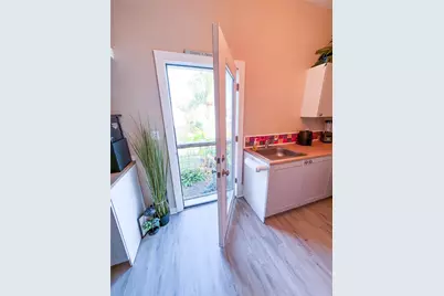 2008 - 2010 Avenue O 1/2, Galveston, TX 77550 - Photo 18