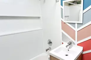 2008 - 2010 Ave O 1/2, Galveston, TX 77550 - Photo 34