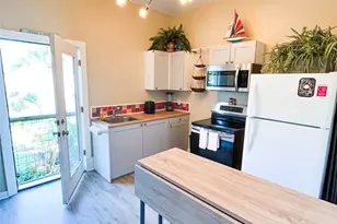 2008 - 2010 Ave O 1/2, Galveston, TX 77550 - Photo 14