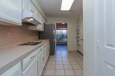 14209 Lost Meadow Lane, Houston, TX 77079 - Photo 12