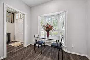 701 Bering Dr, Houston, TX 77057 - Photo 6