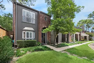 701 Bering Dr, Houston, TX 77057 - Photo 2