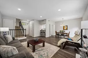 701 Bering Dr, Houston, TX 77057 - Photo 18