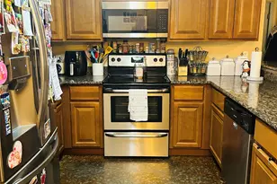 319 Jones St, Columbus, TX 78934 - Photo 2