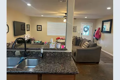 319 Jones Street, Columbus, TX 78934 - Photo 6