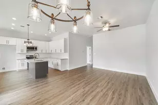 4818 Paula St, Houston, TX 77033 - Photo 1