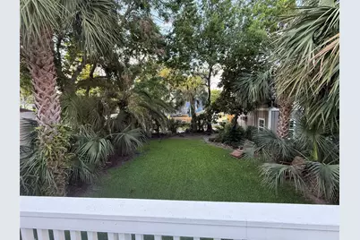 2419 Avenue L, Galveston, TX 77550 - Photo 16