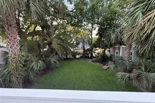 2419 Avenue L, Galveston, TX 77550 - Photo 16