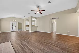 12127 Browning Dr, Montgomery, TX 77356 - Photo 6