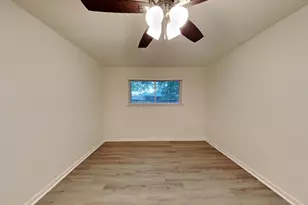 10527 Mills Walk Dr, Houston, TX 77070 - Photo 12