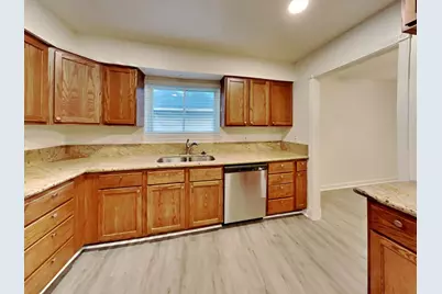 10527 Mills Walk Drive, Houston, TX 77070 - Photo 8