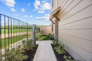 2812 Mills St, Houston, TX 77026 - Photo 30