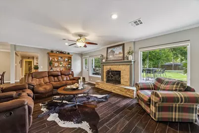 1711 Walnut Lane, Kingwood, TX 77339 - Photo 10