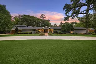1711 Walnut Ln, Kingwood, TX 77339 - Photo 1