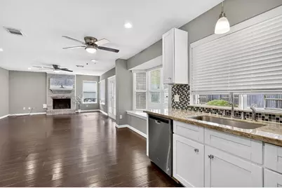 9122 Cypress Square Drive, Spring, TX 77379 - Photo 16