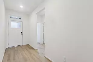 18476 Lndg Mdws Ln, New Caney, TX 77357 - Photo 4