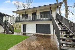 105 W Linney St, Dayton, TX 77535 - Photo 4