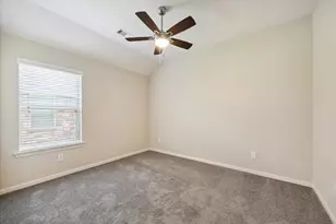 208 Morgan Isle Ln, Dickinson, TX 77539 - Photo 8