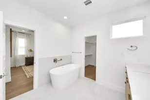 9123 La Pau Ln, Houston, TX 77051 - Photo 34