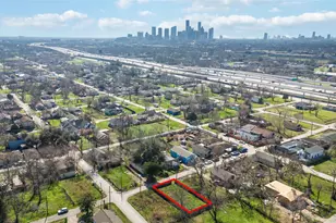 3213 Delia St, Houston, TX 77026 - Photo 2