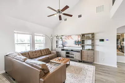 6138 Hazel Lake Dr, Conroe, TX 77303 - Photo 10