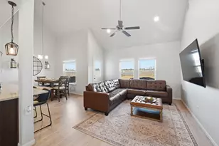 6138 Hazel Lk Dr, Conroe, TX 77303 - Photo 1