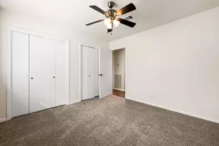 806 S Hyannis Port St, Crosby, TX 77532 - Photo 16