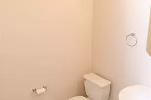 16323 Yabbie Dr, Sugar Land, TX 77498 - Photo 14