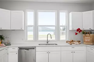 249 Mc Dade St, Hempstead, TX 77445 - Photo 8