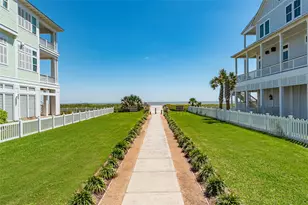 11706 Opihi, Galveston, TX 77554 - Photo 36