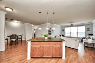 1711 Old Spanish Trl, Houston, TX 77054 - Photo 2