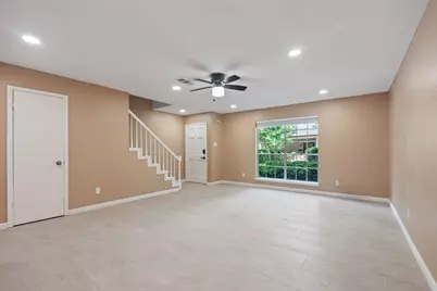 6713 Biggs Court, Houston, TX 77061 - Photo 4
