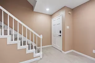 6713 Biggs Ct, Houston, TX 77061 - Photo 8