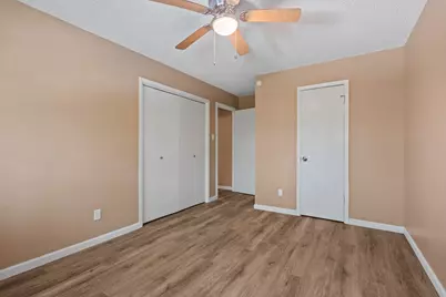 6713 Biggs Court, Houston, TX 77061 - Photo 18