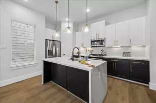 9010 Wellspring Dr, Houston, TX 77080 - Photo 6