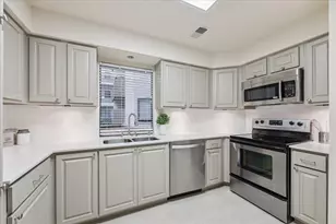 5220 Weslayan St, Houston, TX 77005 - Photo 1