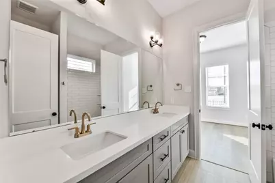 2515 S Houston Avenue, Pearland, TX 77581 - Photo 16