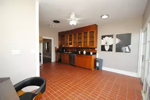 1110 Missouri St, Houston, TX 77006 - Photo 24