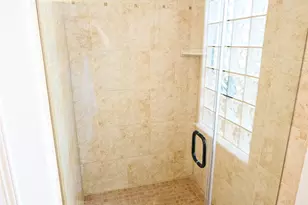 6116 1/2 Hamman St, Houston, TX 77007 - Photo 28