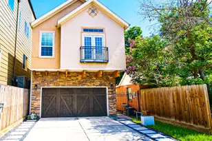 6116 1/2 Hamman St, Houston, TX 77007 - Photo 1
