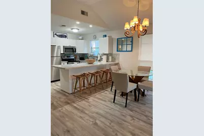 4034 Panola Drive, Galveston, TX 77554 - Photo 4