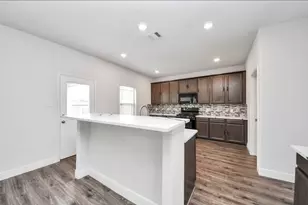 7638 Nevaeh Crest Path, Houston, TX 77016 - Photo 12