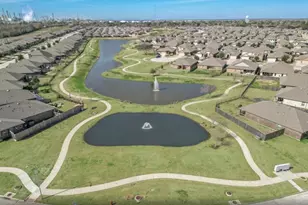 4027 Spurwing Ln, Baytown, TX 77521 - Photo 30