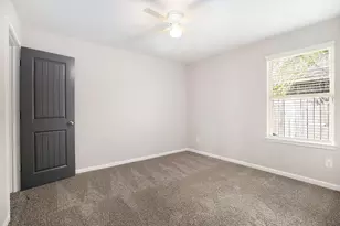 4027 Spurwing Ln, Baytown, TX 77521 - Photo 18