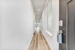 3028 Crown Gate Dr, Houston, TX 77047 - Photo 4