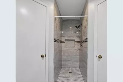 10706 Sagebluff Drive, Houston, TX 77089 - Photo 14