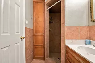 1305 Houston St, Conroe, TX 77301 - Photo 28